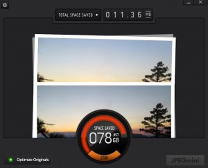 JPEGmini busily compressing my photos