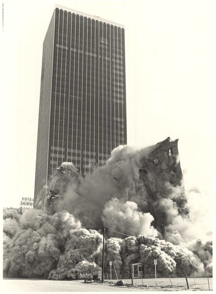 Huckins Hotel demolition