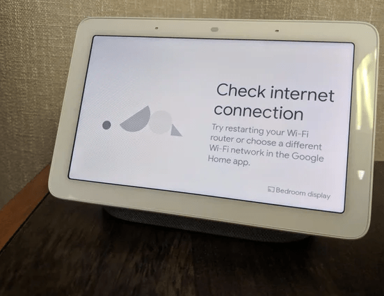 Google Nest Hub Display with internet error message