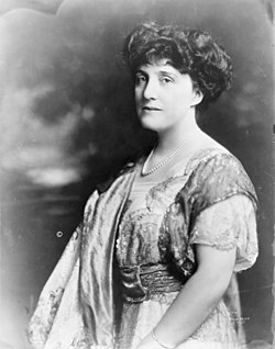 Mary Roberts Rinehart in 1914